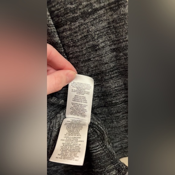 Super Soft Jones New York Long Sleeve Top 🌹 - Picture 5 of 5